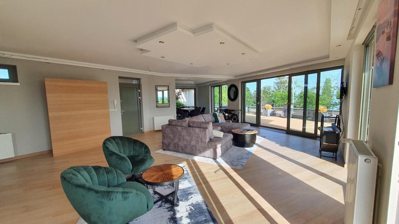 Silver Delux Apartman Balatonfured Bagian luar foto