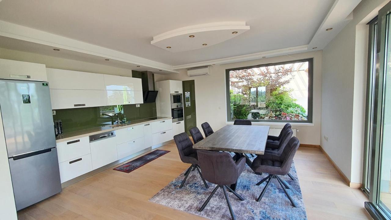 Silver Delux Apartman Balatonfured Bagian luar foto