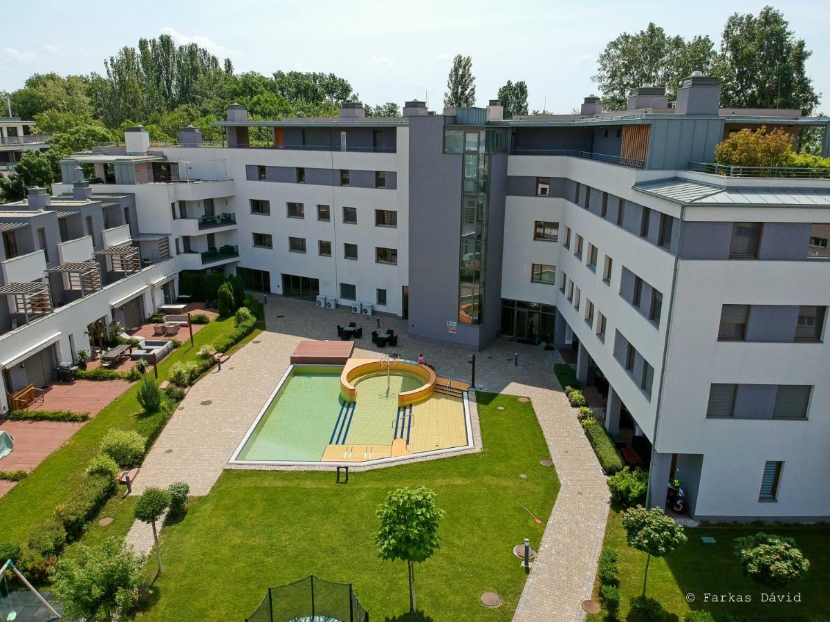 Silver Delux Apartman Balatonfured Bagian luar foto
